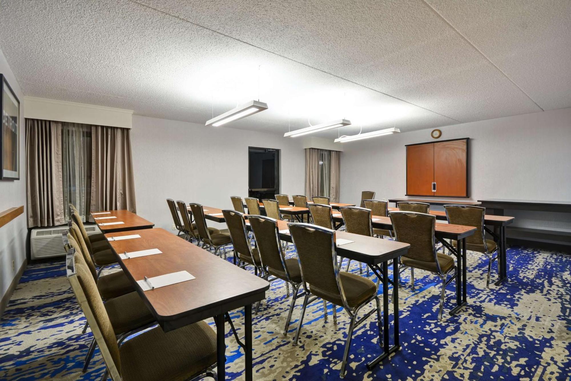 Hampton Inn Detroit Northville Eksteriør bilde