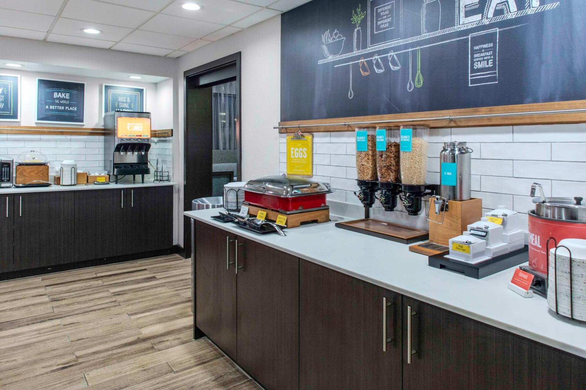 Hampton Inn Detroit Northville Eksteriør bilde