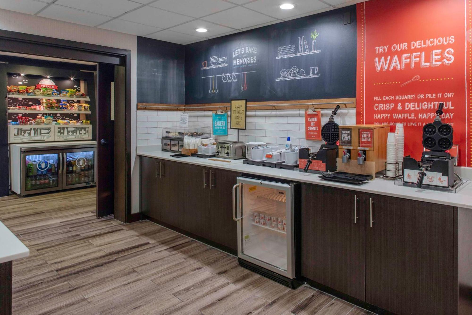 Hampton Inn Detroit Northville Eksteriør bilde