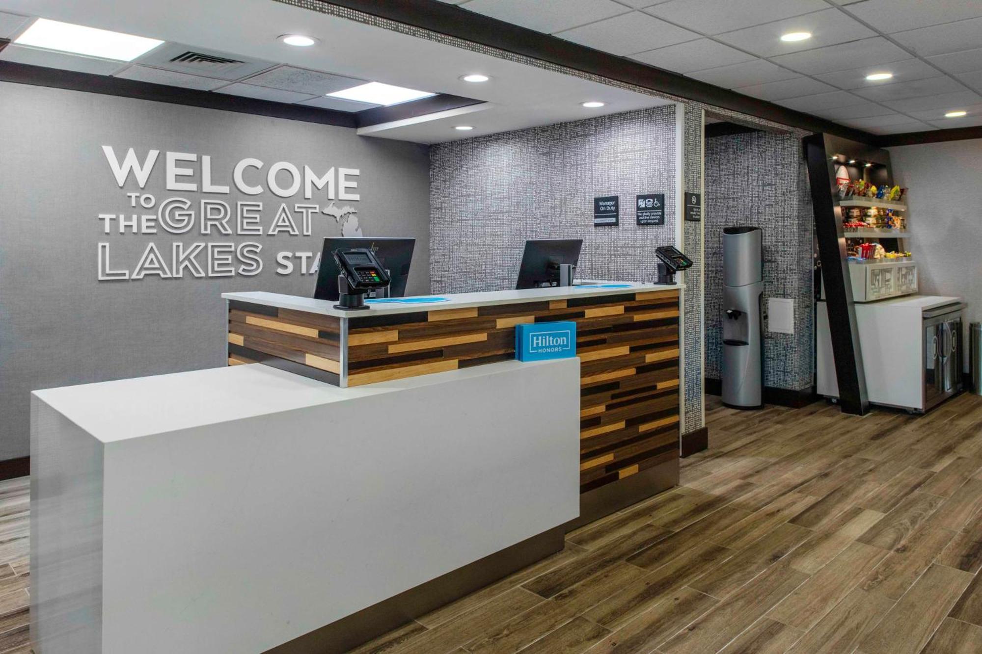Hampton Inn Detroit Northville Eksteriør bilde