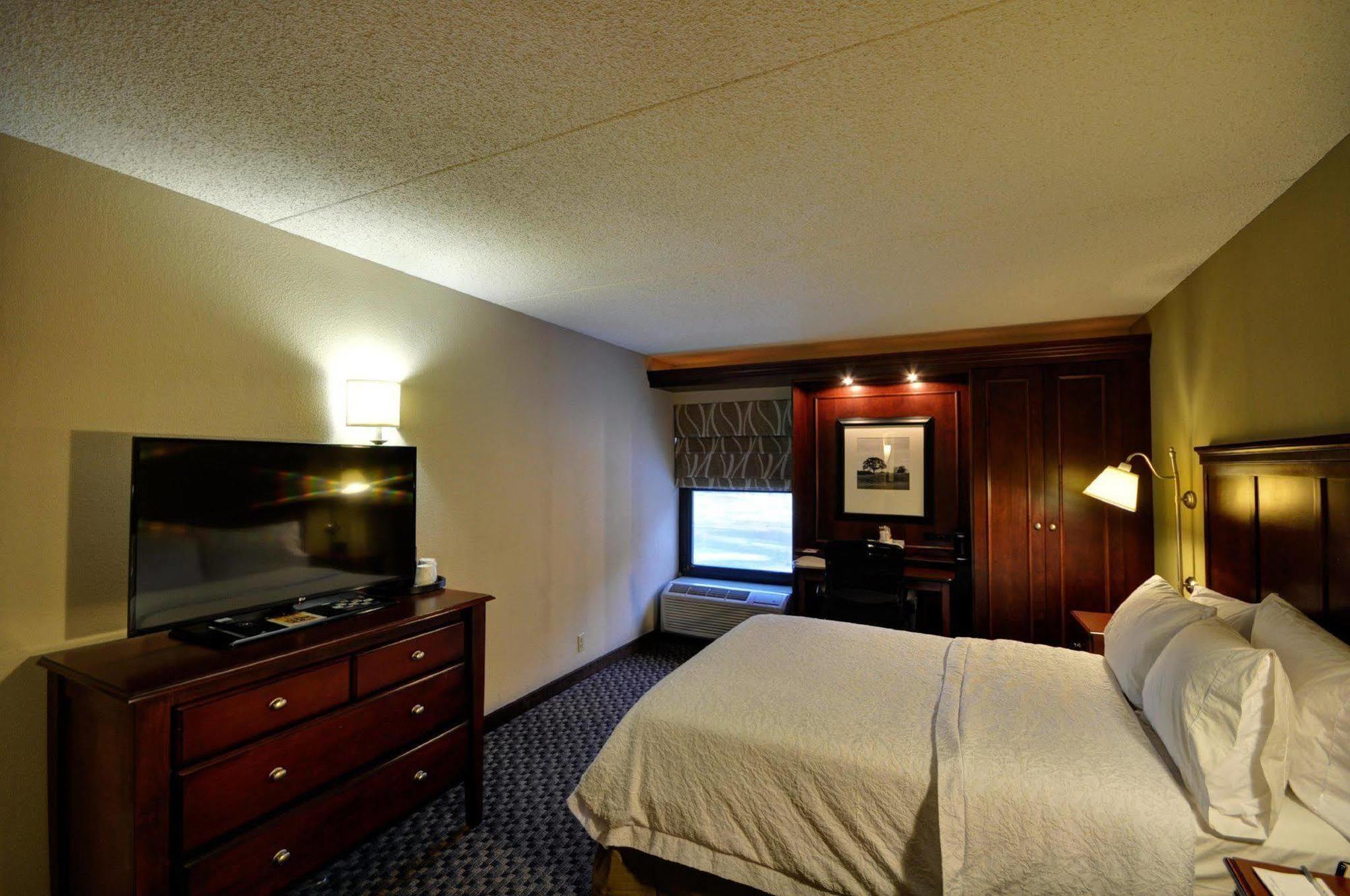 Hampton Inn Detroit Northville Eksteriør bilde